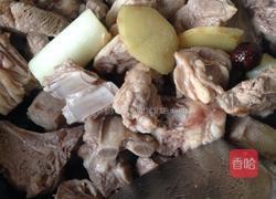 羊肉炖胡萝卜的做法图解5