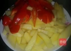 土豆炒牛肉的做法图解2