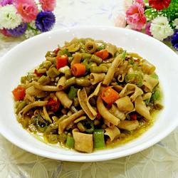 酸豆角炒鸭肠的做法[图]