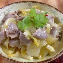 咸菜炒粉肠的做法[图]