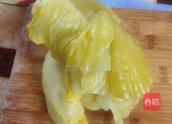咸菜炒粉肠的做法图解3