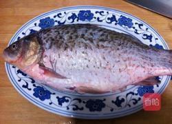 清真大鲫鱼的做法图解1