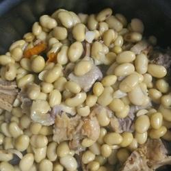 年味～鸭腿炖黄豆的做法[图]