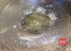 椒盐炸泥鳅的做法图解5