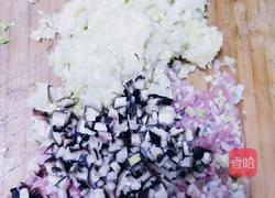 香菇白菜猪肉饺子馅的做法图解4
