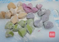 彩色素水饺的做法图解10
