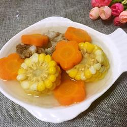 排骨玉米胡萝卜汤的做法[图]