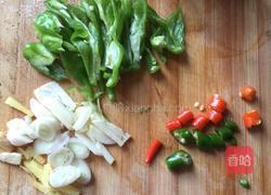 素炒什锦菜的做法图解3