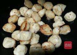 炒墨鱼丸的做法图解3