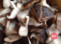 香菇肉片的做法图解1