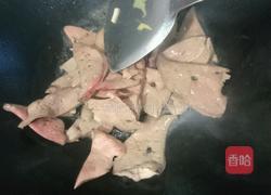 辣椒炒猪肝的做法图解2
