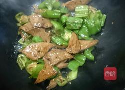 辣椒炒猪肝的做法图解5