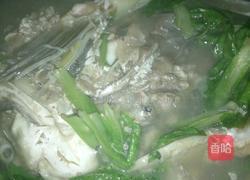 鱼头青菜汤的做法图解4