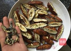 爆炒蚕蛹的做法图解5