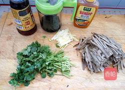 凉拌三河豆腐丝的做法图解1