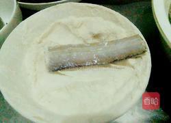 酥炸带鱼的做法图解4