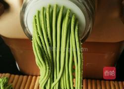 绿色炒面的做法图解5
