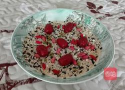 红枣花生枸杞八宝粥的做法图解1