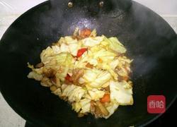 包菜炒五花肉的做法图解10