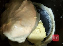 椰香软面包的做法图解2