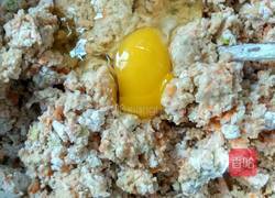 干炸丸子的做法图解2