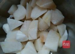 肉片松蛾炖山药的做法图解2