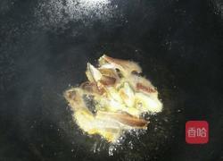 萝卜丝炒腊肉的做法图解5