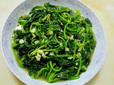 清炒菠菜的做法[图]