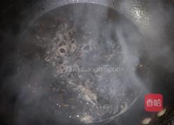 糖黑豆的做法图解2