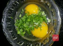 韭菜末炒鸡蛋的做法图解2