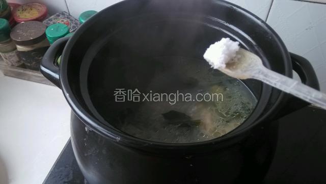 加入少许盐