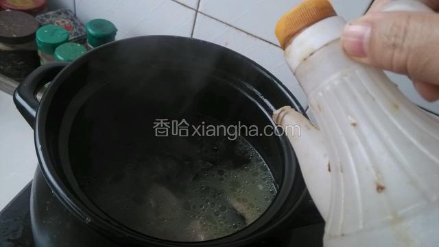 少许醋