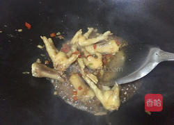 广式鼓汁蒸凤爪的做法图解4