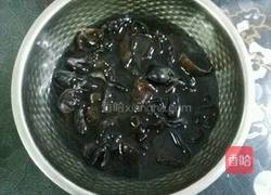 木耳炒牛肉的做法图解1