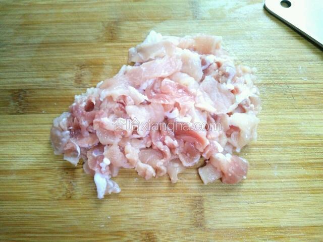 瘦肉切片。