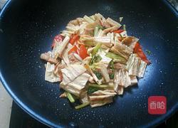 腐竹炒肉片的做法图解7