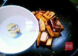 豆瓣酱烧茄条的做法图解8