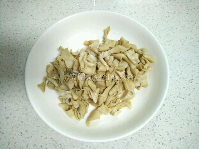 捞出备用。