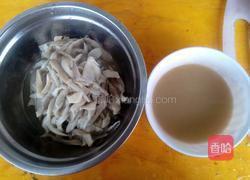 香芹辣炒手撕菇的做法图解4