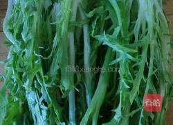 苦苣花生米的做法图解1