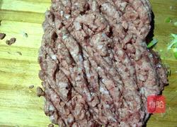 猪肉白菜包子的做法图解3