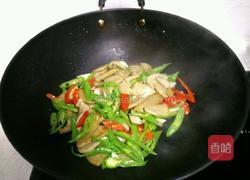 尖椒炒面筋的做法图解8