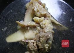 棒骨炖酸菜的做法图解7