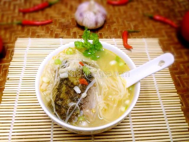 鲫鱼金针菇汤