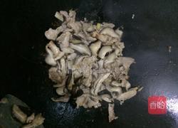 瘦肉炒蘑菇的做法图解8