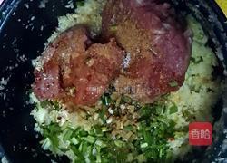 白菜猪肉馄饨的做法图解2