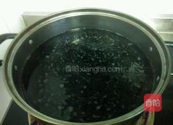 红豆红枣黑米粥的做法图解3