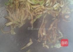 炒白菜馒头的做法图解5