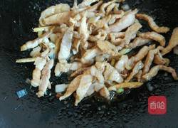 冻豆腐蒜苗炒肉的做法图解8