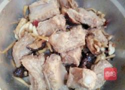 香菇蒸排骨的做法图解4